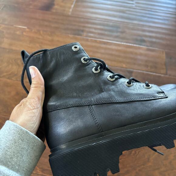 Madewell Black Lace Up Boots - Picture 8 of 10